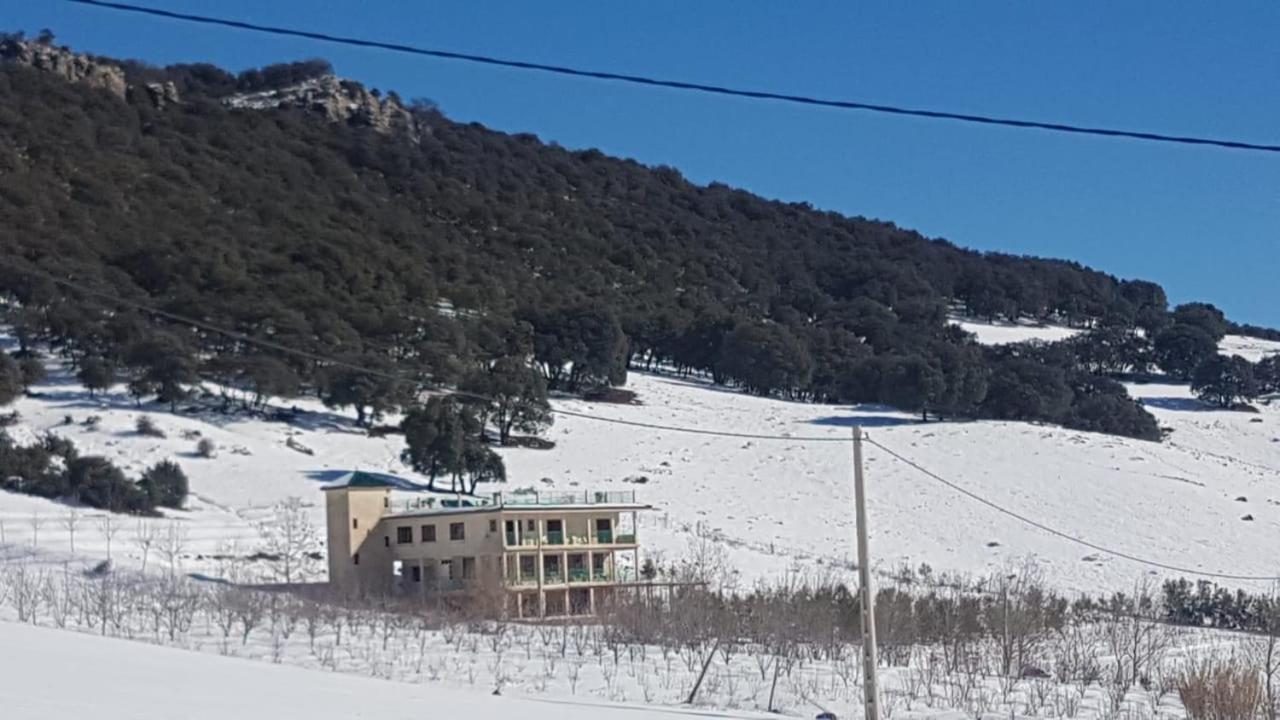 מלון Le Chene D'אזרו מראה חיצוני תמונה